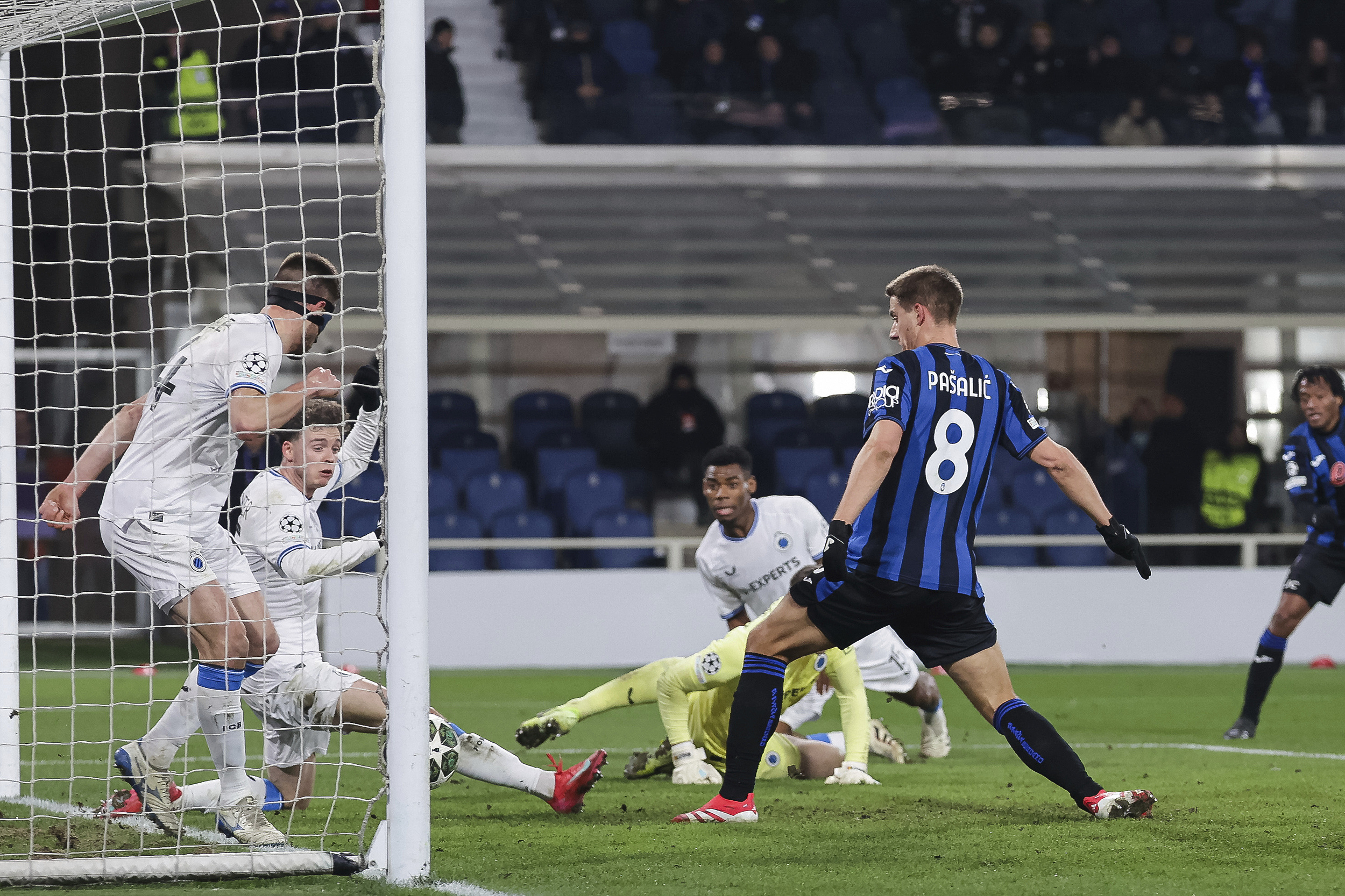 波兰球队镇定取胜晋级半决赛 波兰球队镇定取胜晋级半决赛