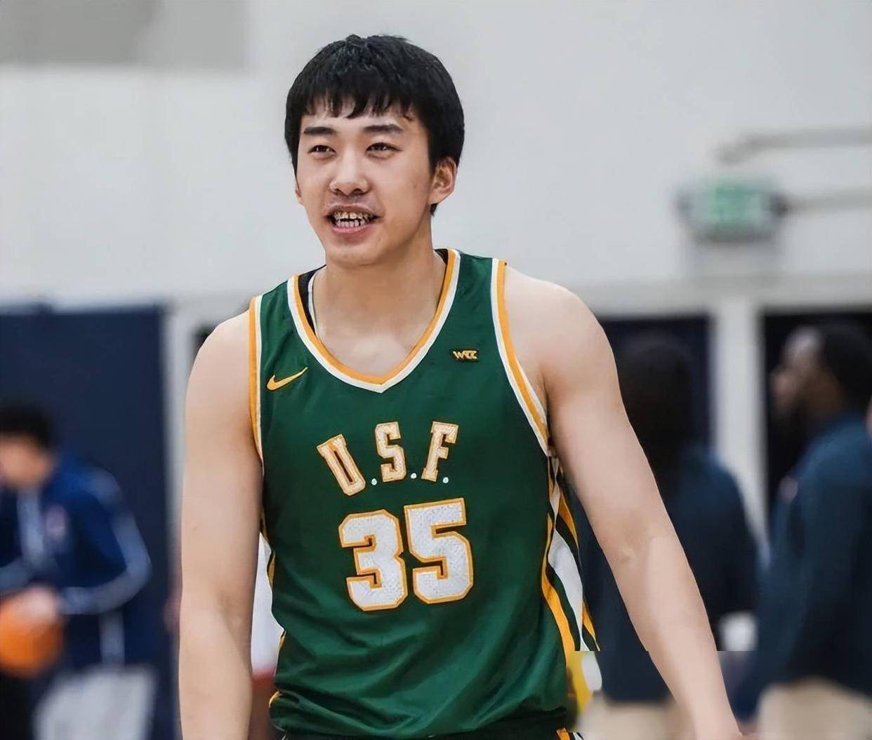 辽宁男篮实现逆转，士气高涨备战未来